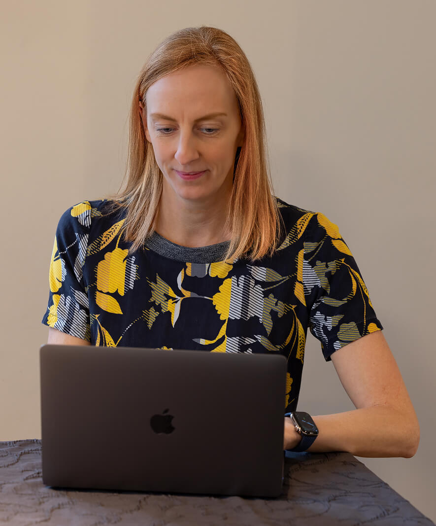 Dr. Sylvia Wigge beim Lesen